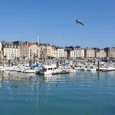 Le Saint Remy - A Cote De La Mer דייפ